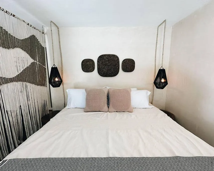2 Bdr Stunning Designer Loft - Centro Tulum Apartment