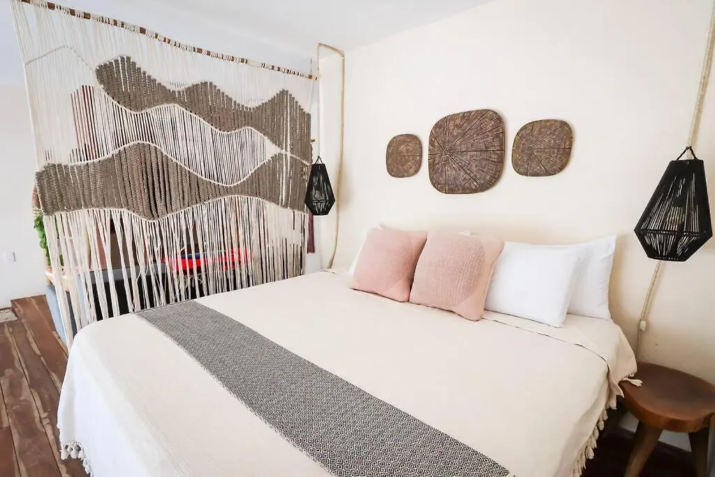 2 Bdr Stunning Designer Loft - Centro Tulum Apartment 0*,